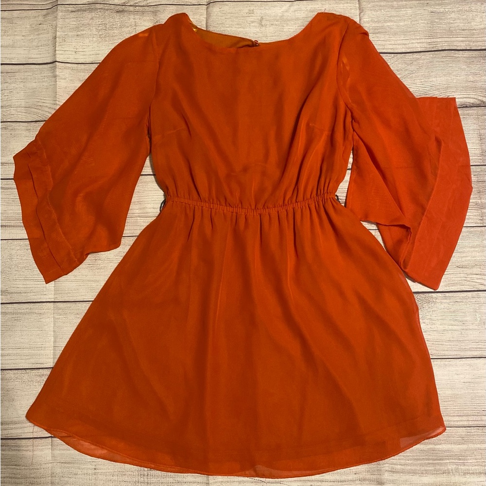 Ark & Co. Tangerine Colored, Flare Sleeve Dress with Peep Hole Back
